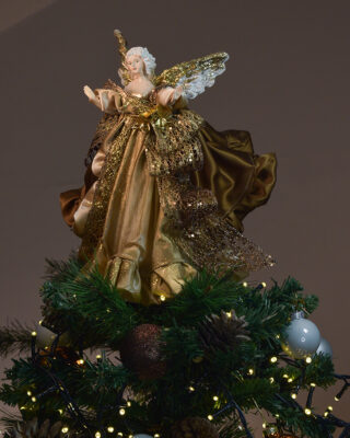 Unikatni Anđeo Zlatno Smeđi